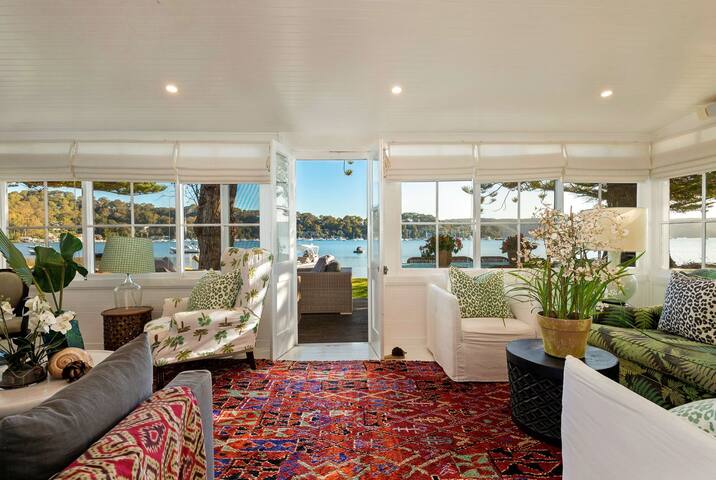 Hillview by Palm Beach Holiday Rentals gallery image 3