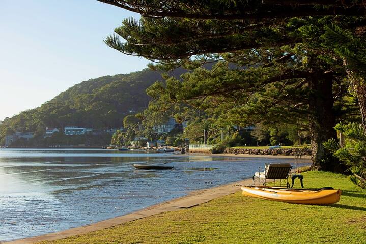 Hillview by Palm Beach Holiday Rentals gallery image 5