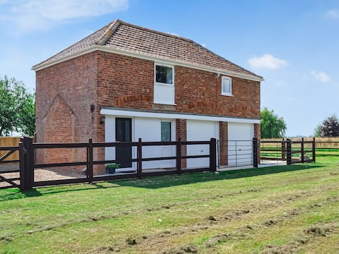 Top Airbnb: The Coach House in East Lindsey
