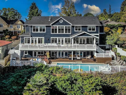 Seattle Resort with pool heated all year sleeps 16