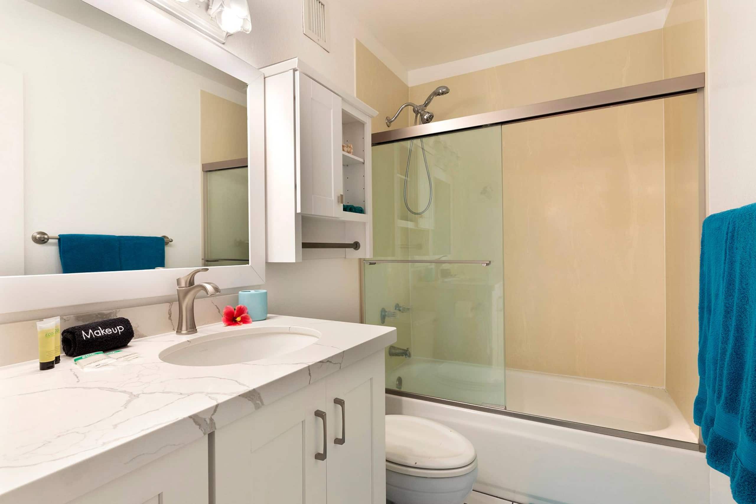 Condo in Kailua-Kona · ★4.71 · 2 bedrooms · 2 beds · 2 baths - Image 41