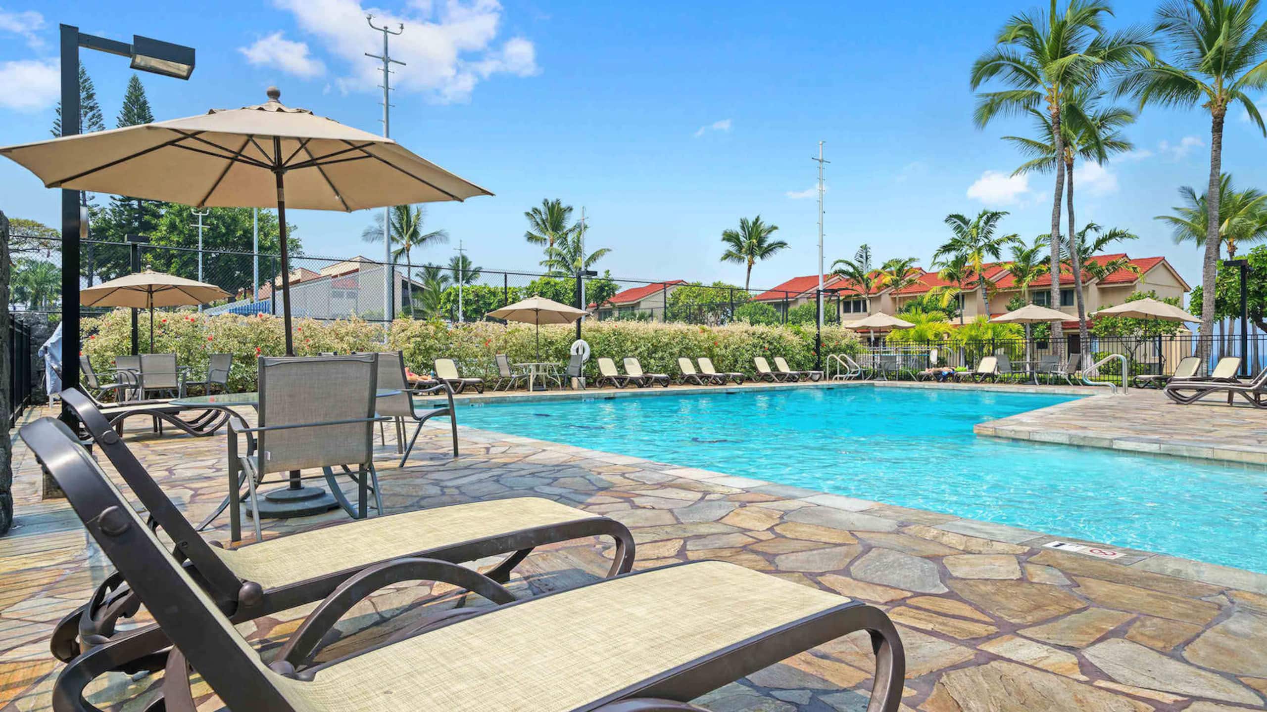 Condo in Kailua-Kona · ★4.71 · 2 bedrooms · 2 beds · 2 baths - Image 46