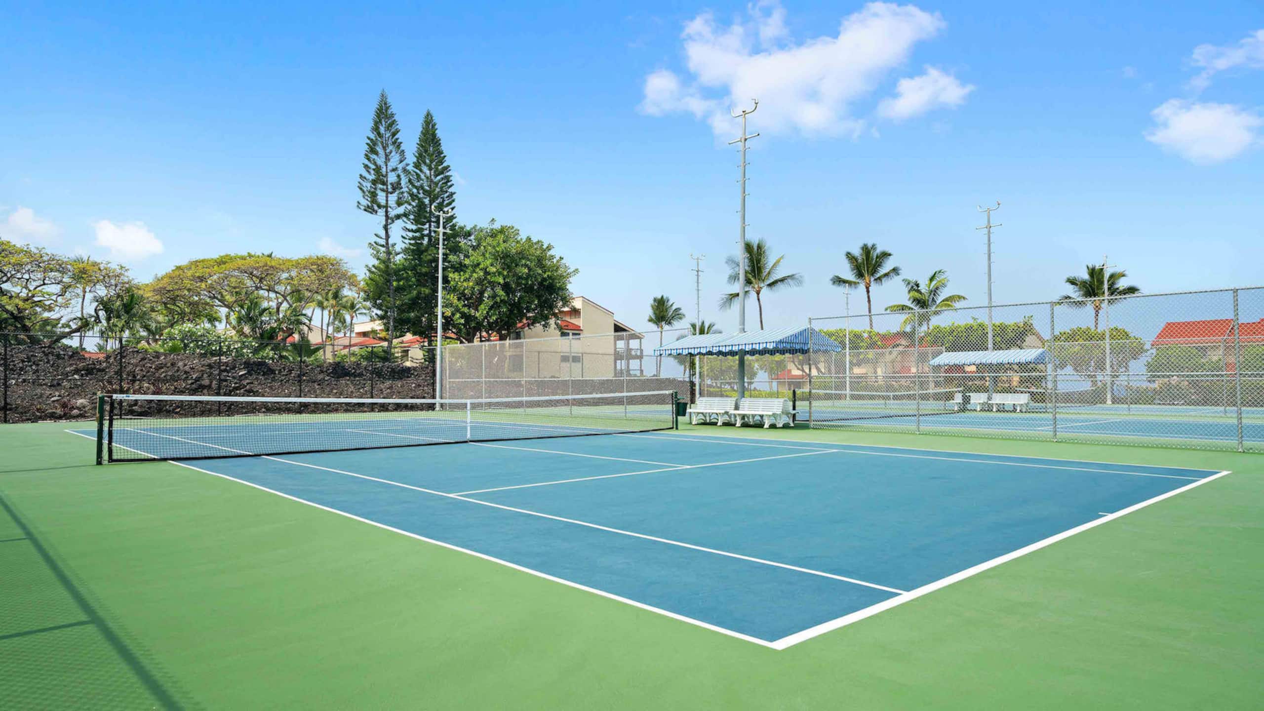Condo in Kailua-Kona · ★4.71 · 2 bedrooms · 2 beds · 2 baths - Image 48