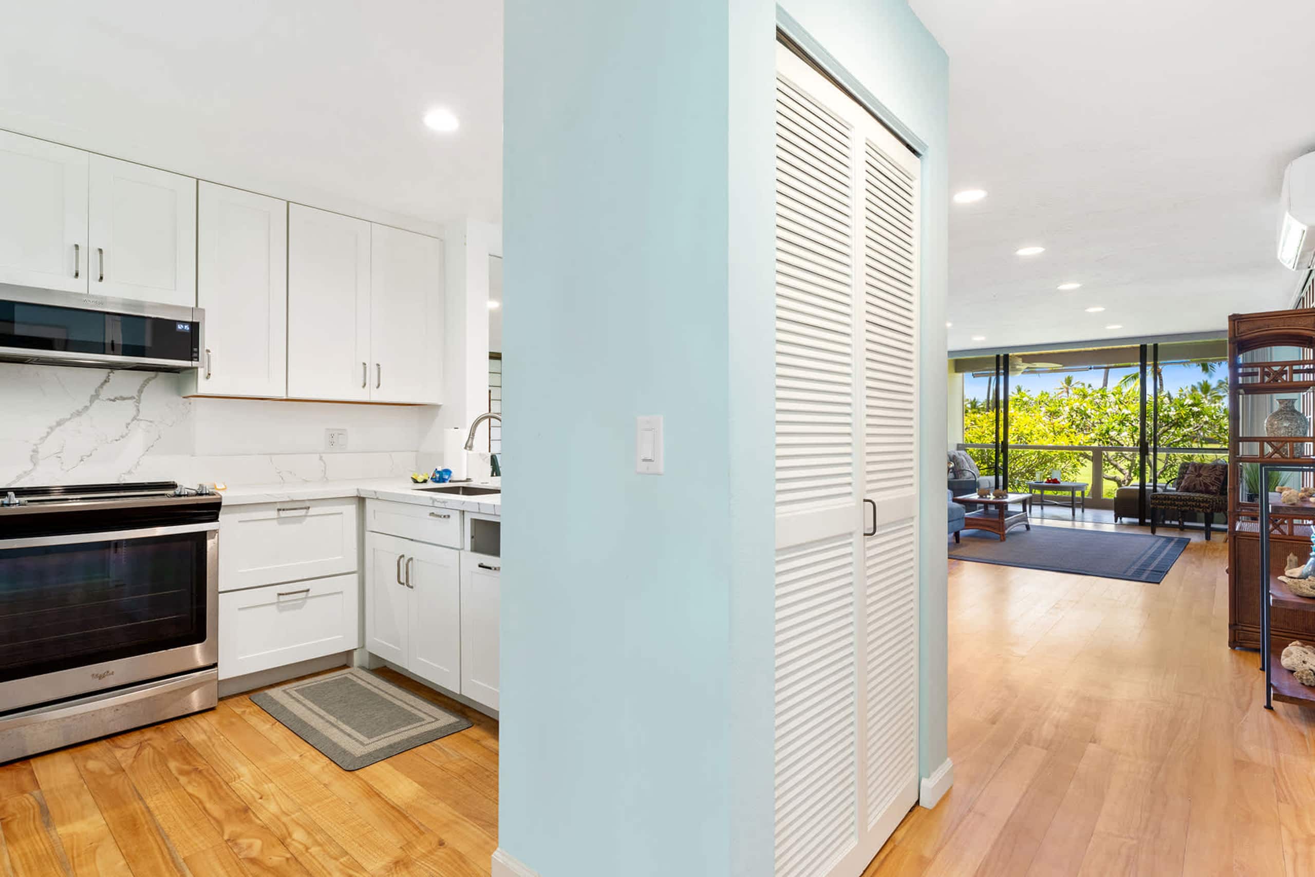 Condo in Kailua-Kona · ★4.71 · 2 bedrooms · 2 beds · 2 baths - Image 26