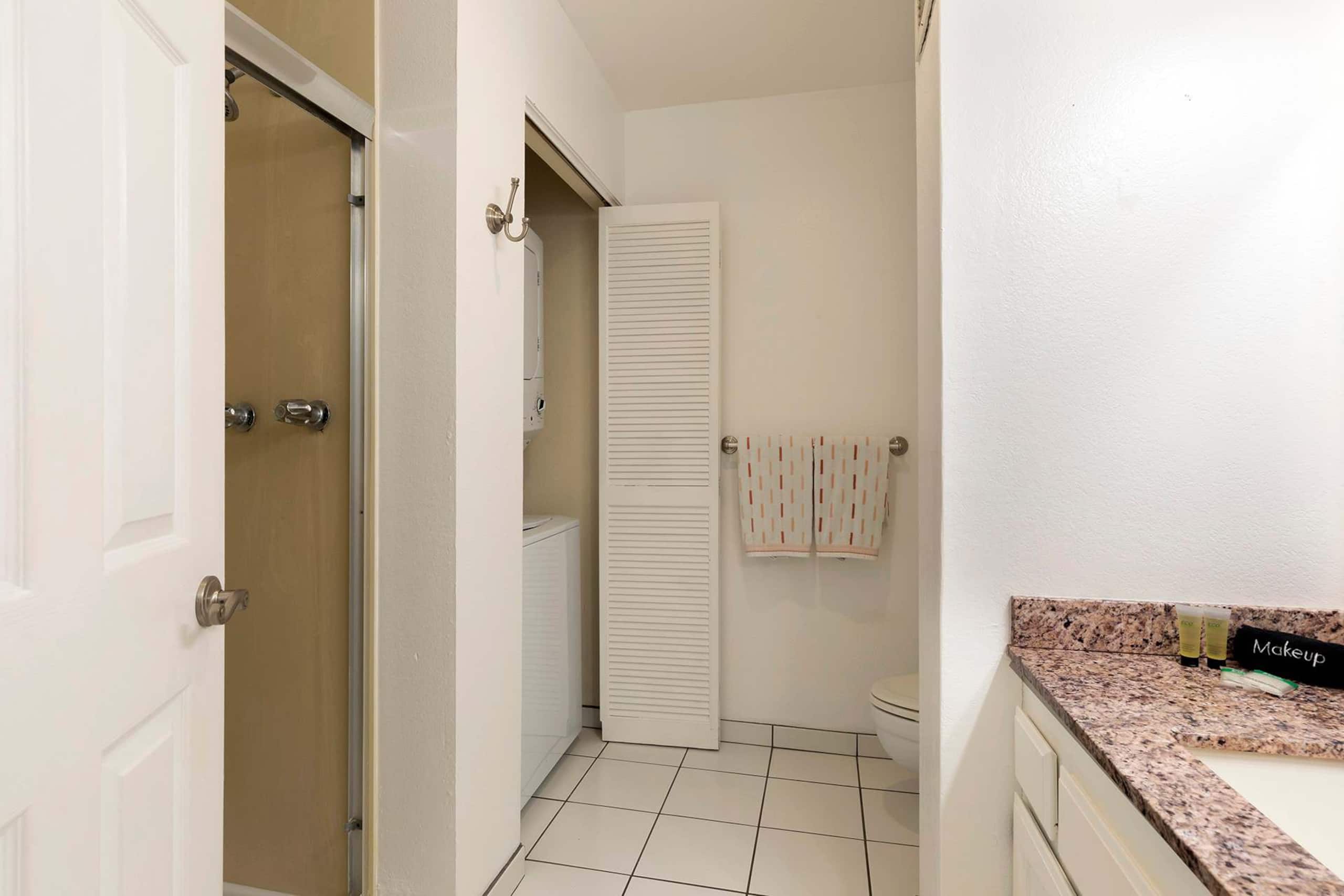 Condo in Kailua-Kona · ★4.71 · 2 bedrooms · 2 beds · 2 baths - Image 33