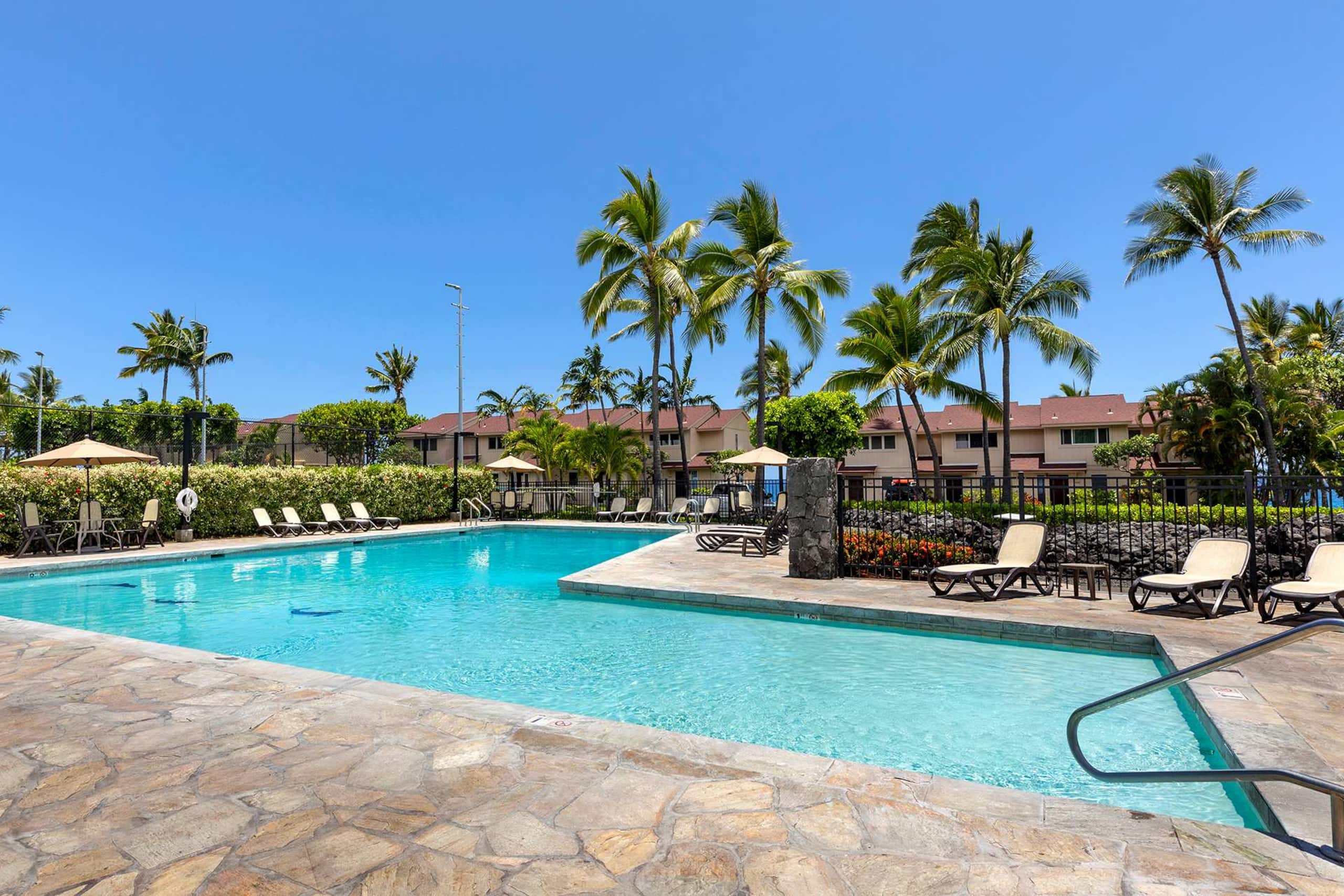 Condo in Kailua-Kona · ★4.71 · 2 bedrooms · 2 beds · 2 baths - Image 53
