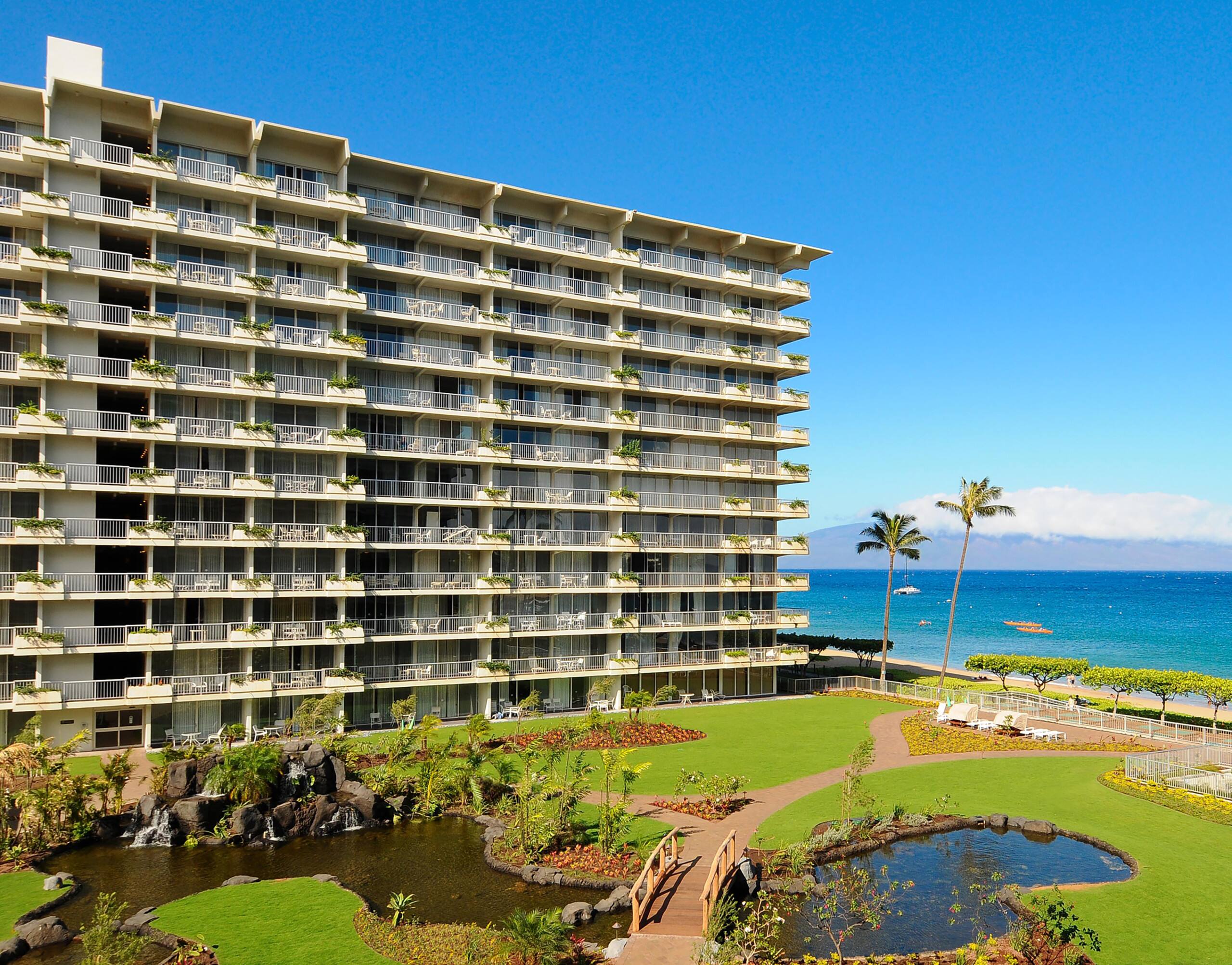 Condo in Lahaina · ★5.0 · 1 bedroom · 1 bed · 2 baths - Image 39