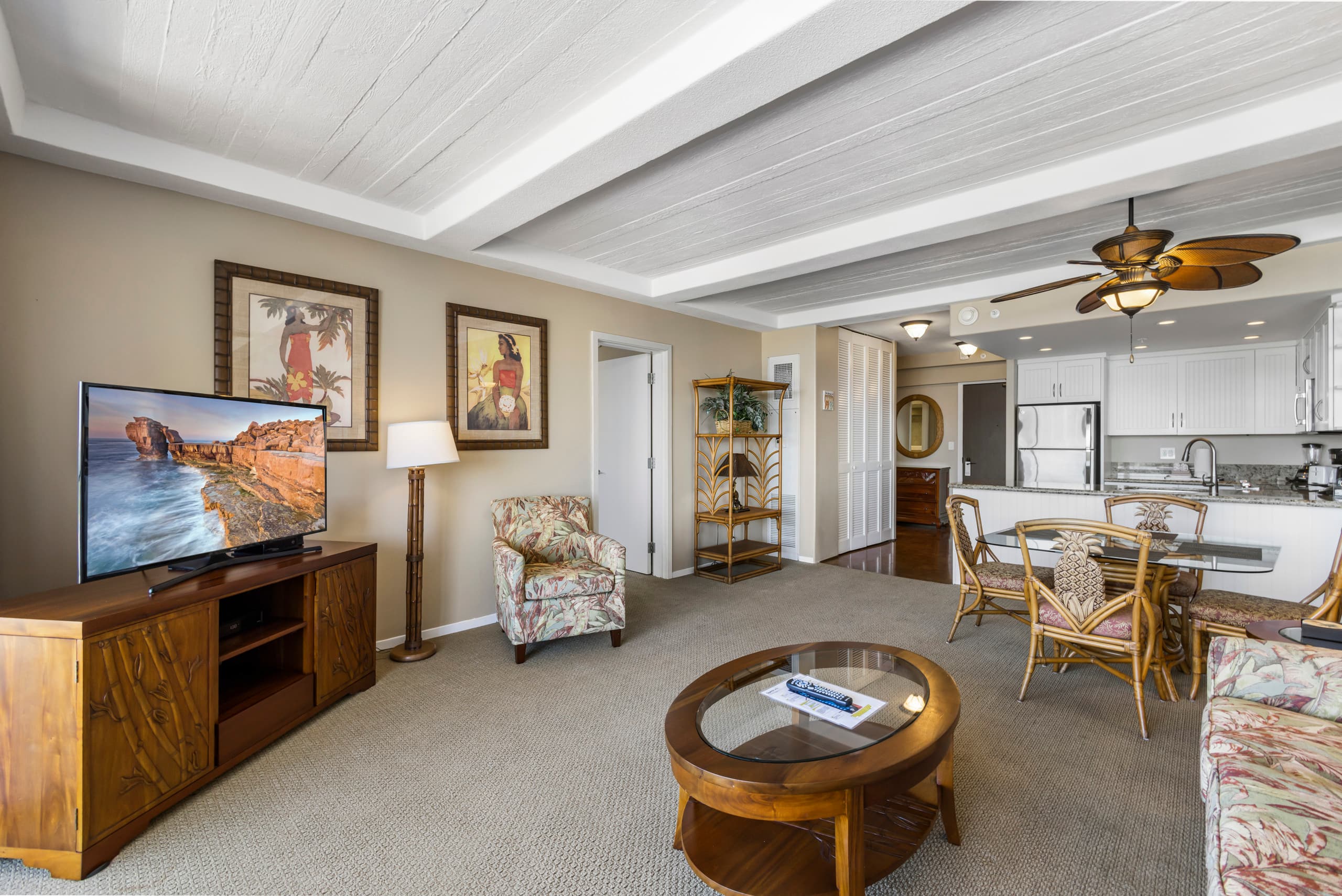 Condo in Lahaina · ★5.0 · 1 bedroom · 1 bed · 2 baths - Image 10