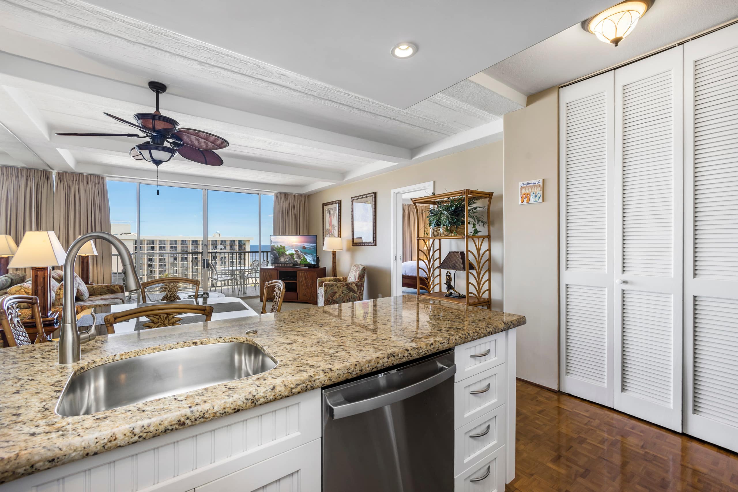 Condo in Lahaina · ★5.0 · 1 bedroom · 1 bed · 2 baths - Image 13
