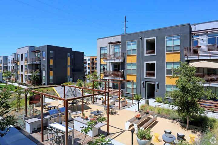 Elan Menlo Park: Inspired Living gallery image 2