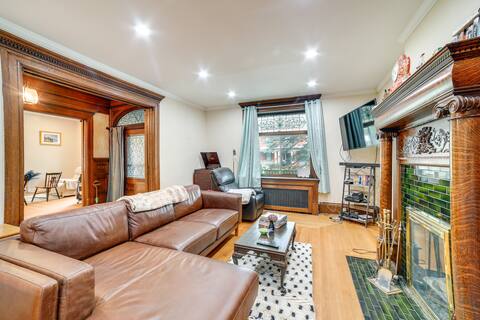 Spacious Pittsburgh Rental: Walk to Frick Park!
