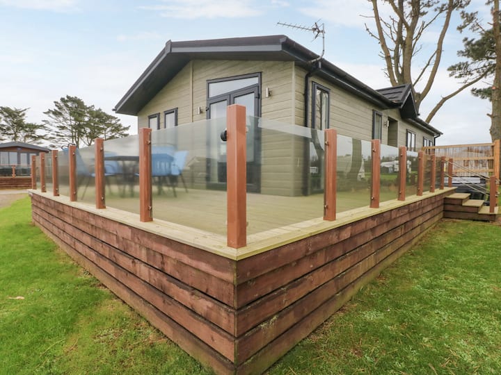 Driftwood Lodge - Little Haven