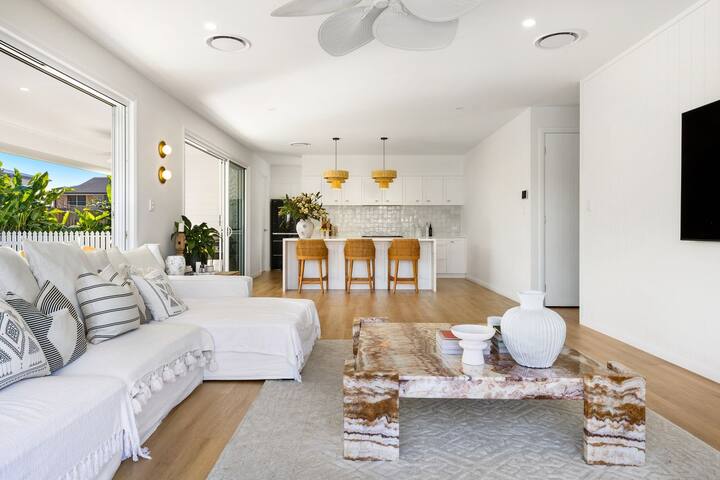 Coastal Haven gallery image 3