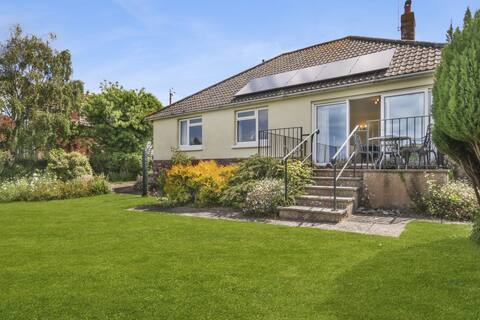 Meadow View, Blue Anchor