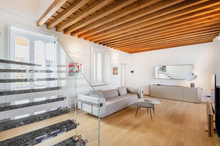 Easylife – Milano – Piazza Santo Stefano 12 -Duomo gallery image 5