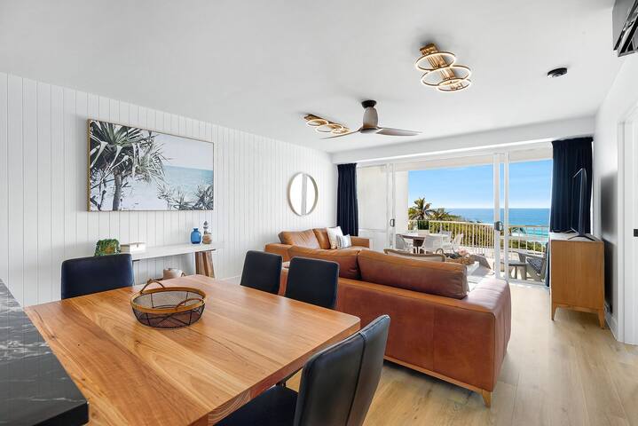 9 La Mer, 5 Belmore Tce Ultimate Beachside Living gallery image 2
