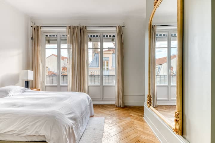 Dhoma e gjumit nr. 2 - Dhoma kryesore e gjumit