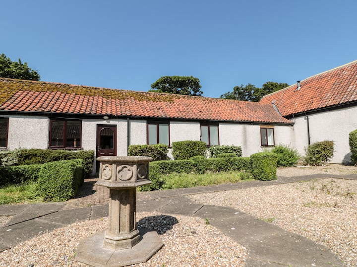 Highcliffe Cottage - Flamborough