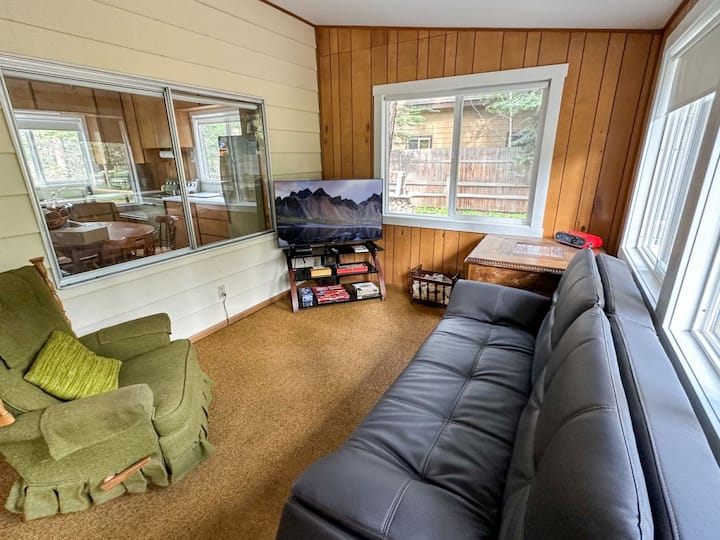 Downtown Mccall Cottage Near Davis Beach & Park - Payette Lake, ID