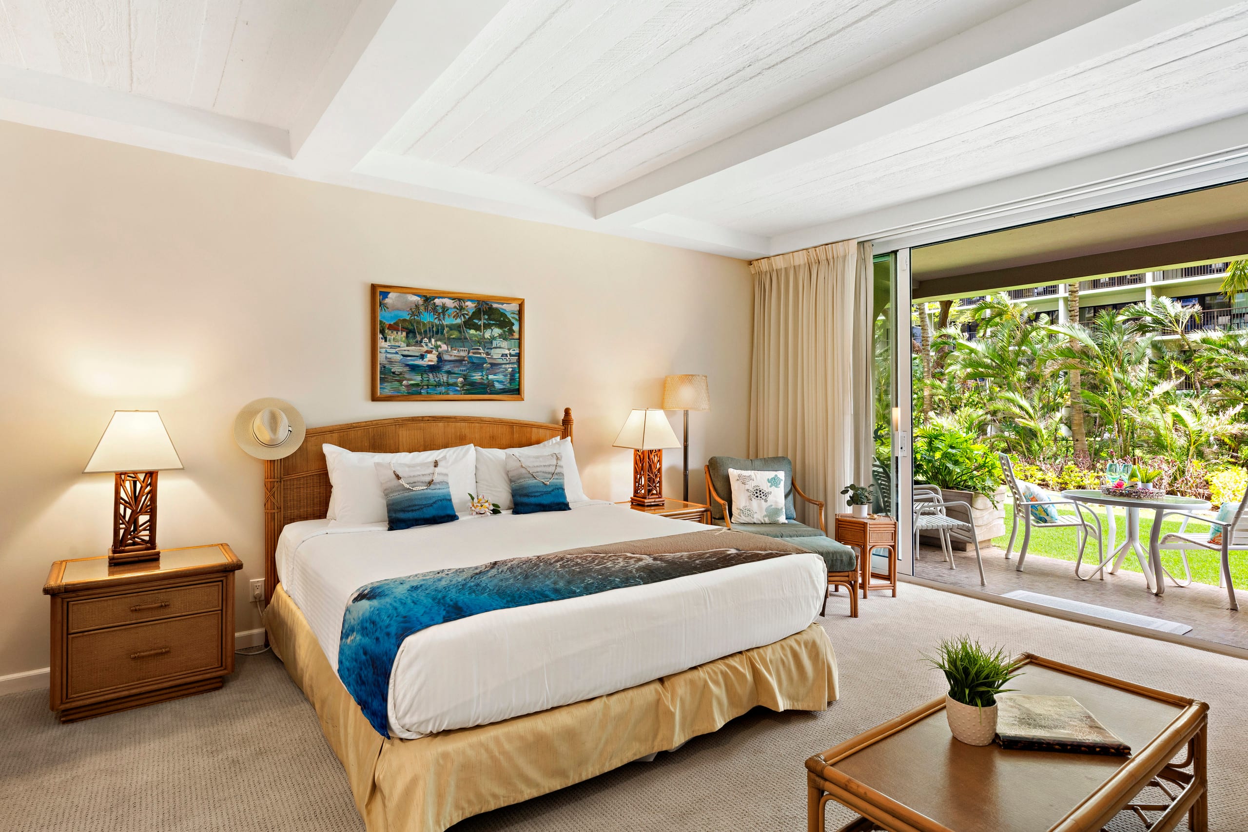 Condo in Lahaina · ★5.0 · Studio · 2 beds · 2 baths - Image 13