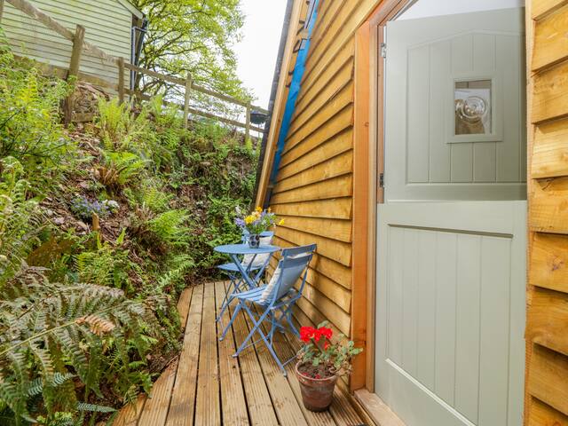 Listing in South Hams