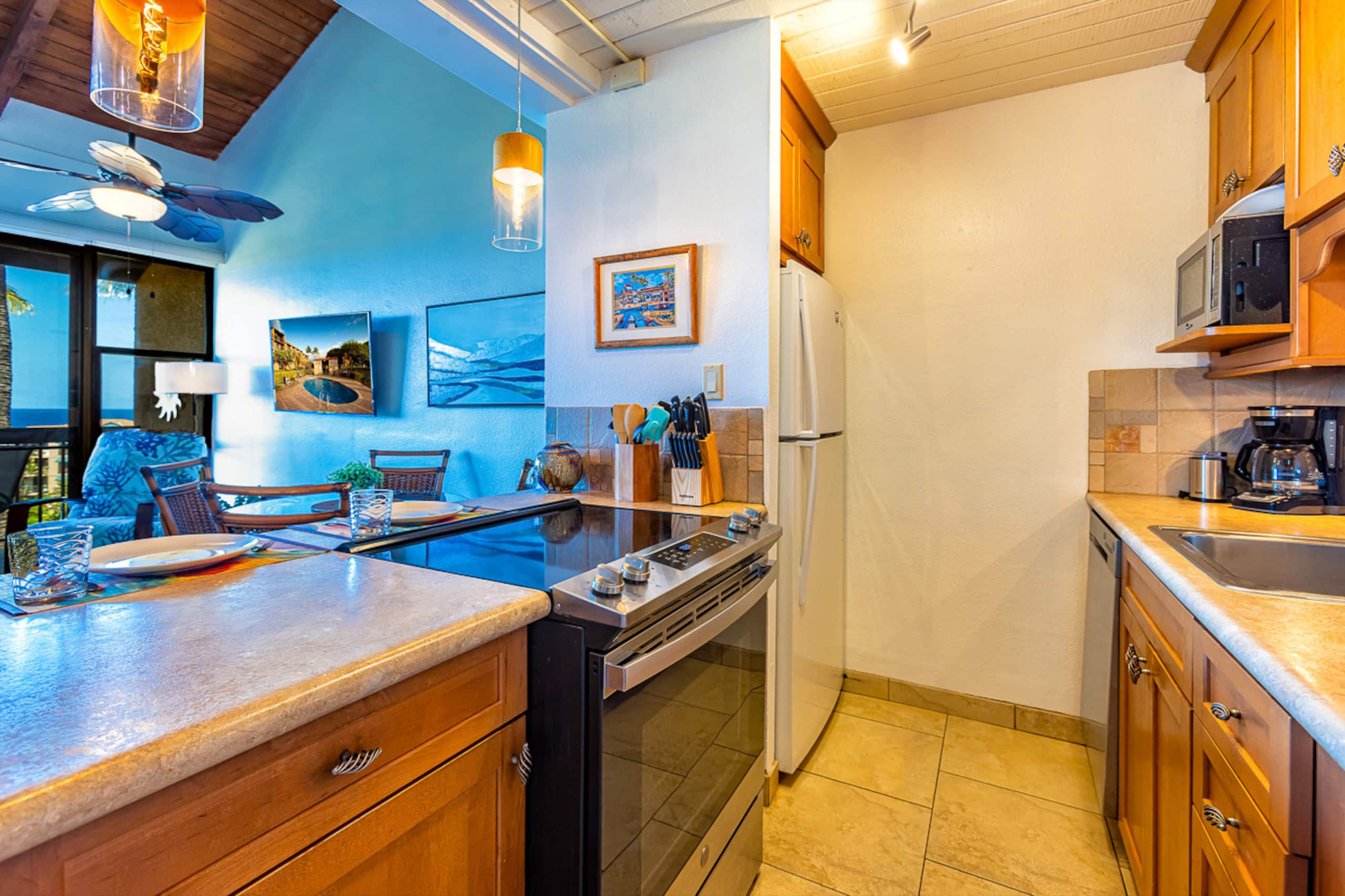 Condo in Kihei · ★4.72 · 2 bedrooms · 2 beds · 2 shared baths - Image 25