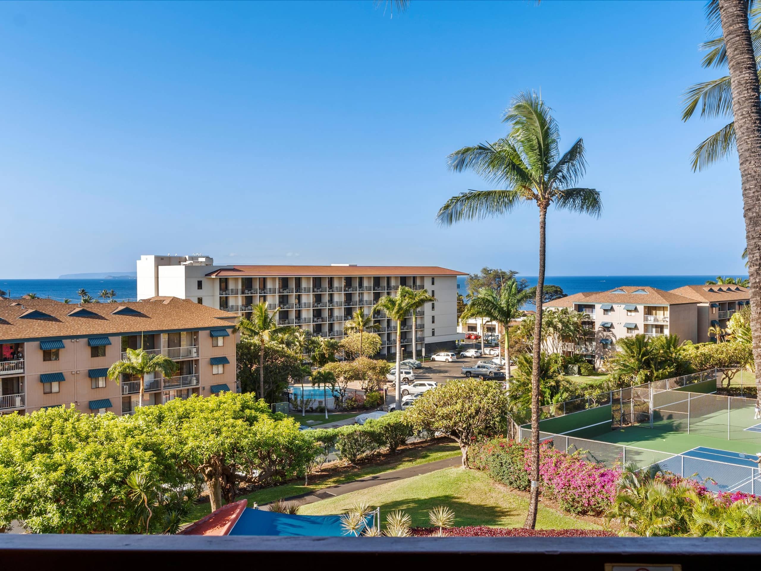 Condo in Kihei · ★4.72 · 2 bedrooms · 2 beds · 2 shared baths - Image 11