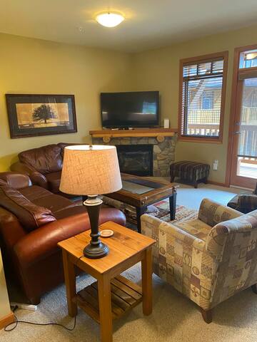 C21 Kootenay Homes managed Airbnb listing 2