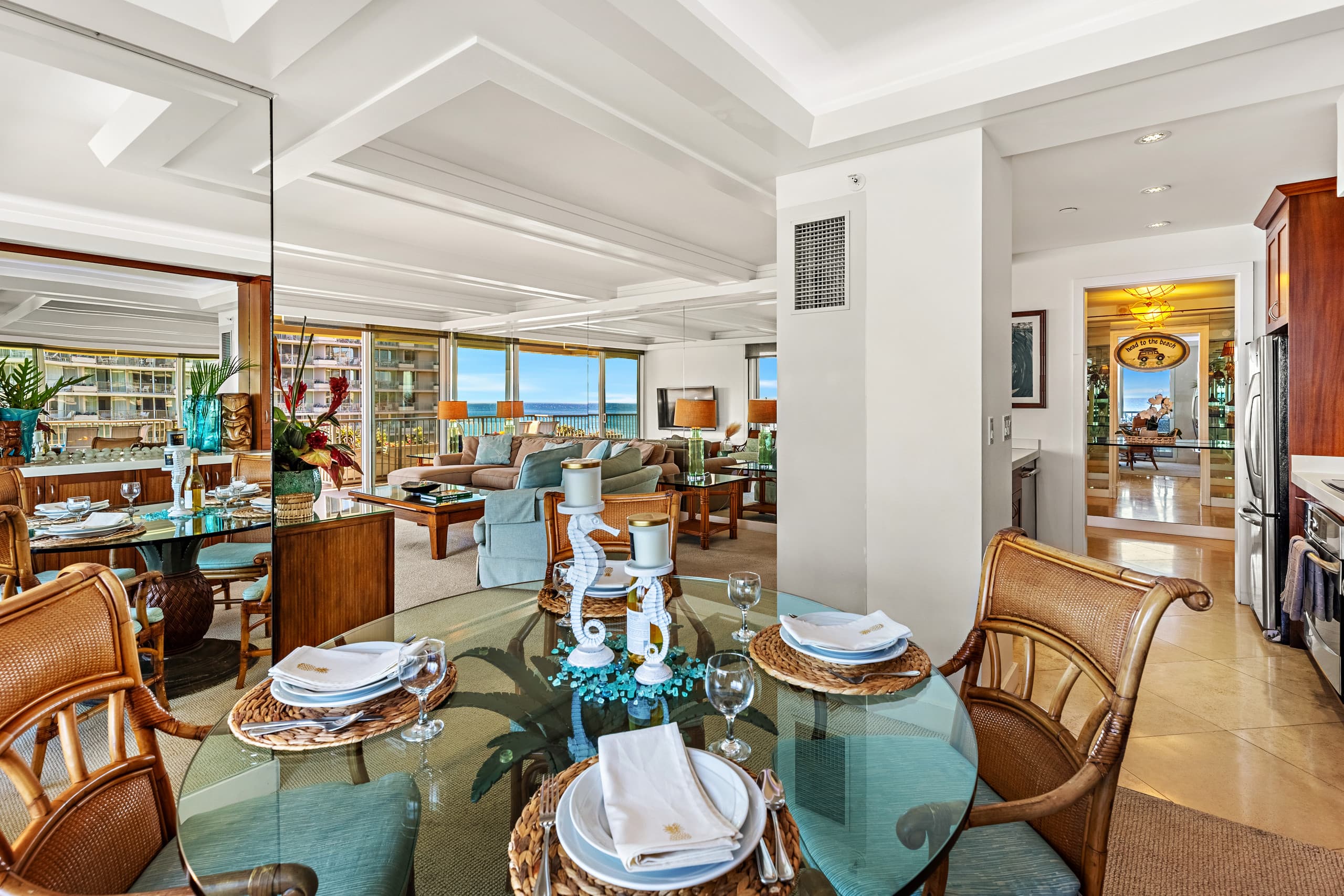 Condo in Lahaina · ★4.5 · 2 bedrooms · 2 beds · 2 baths - Image 11