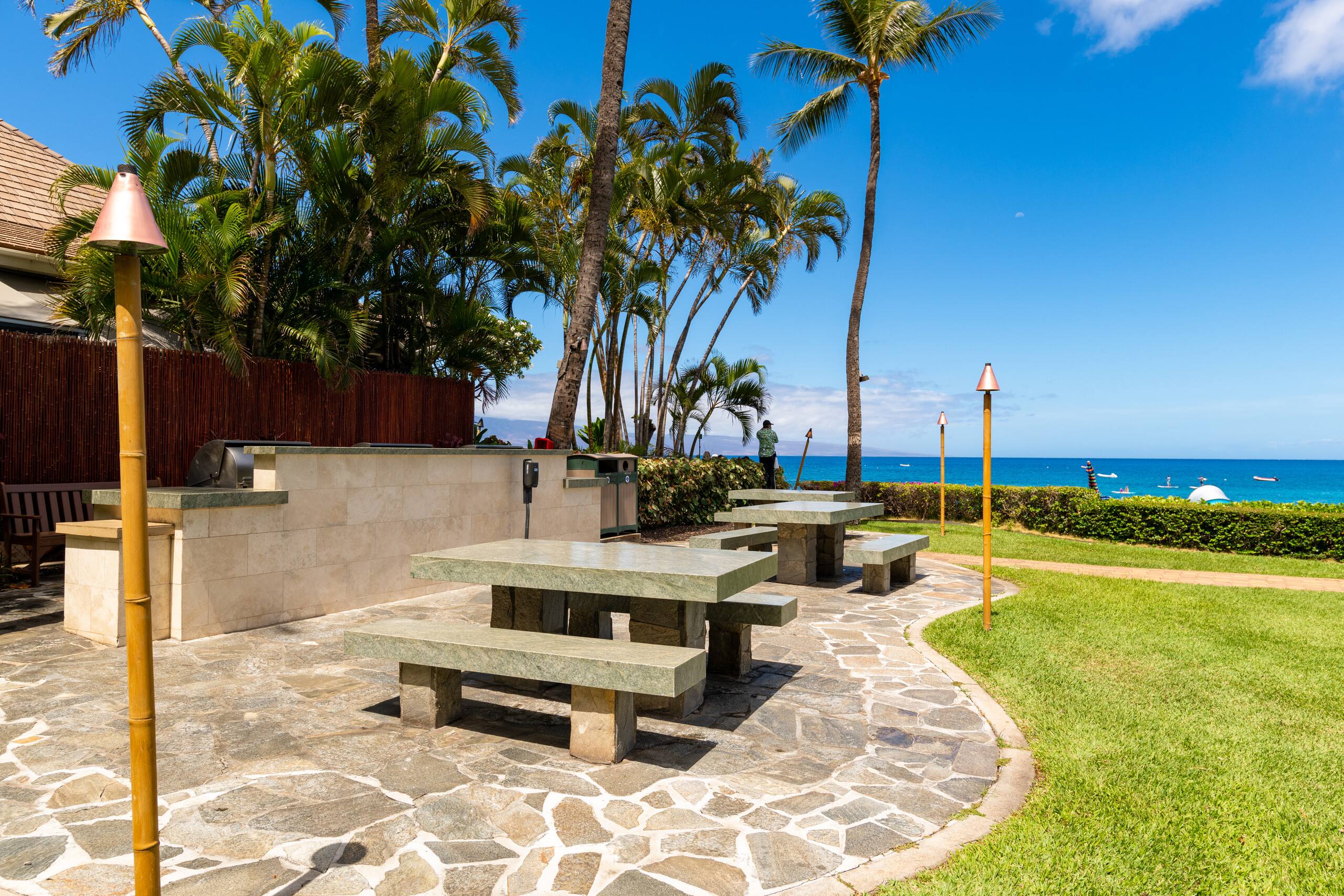 Condo in Lahaina · ★4.5 · 2 bedrooms · 2 beds · 2 baths - Image 34