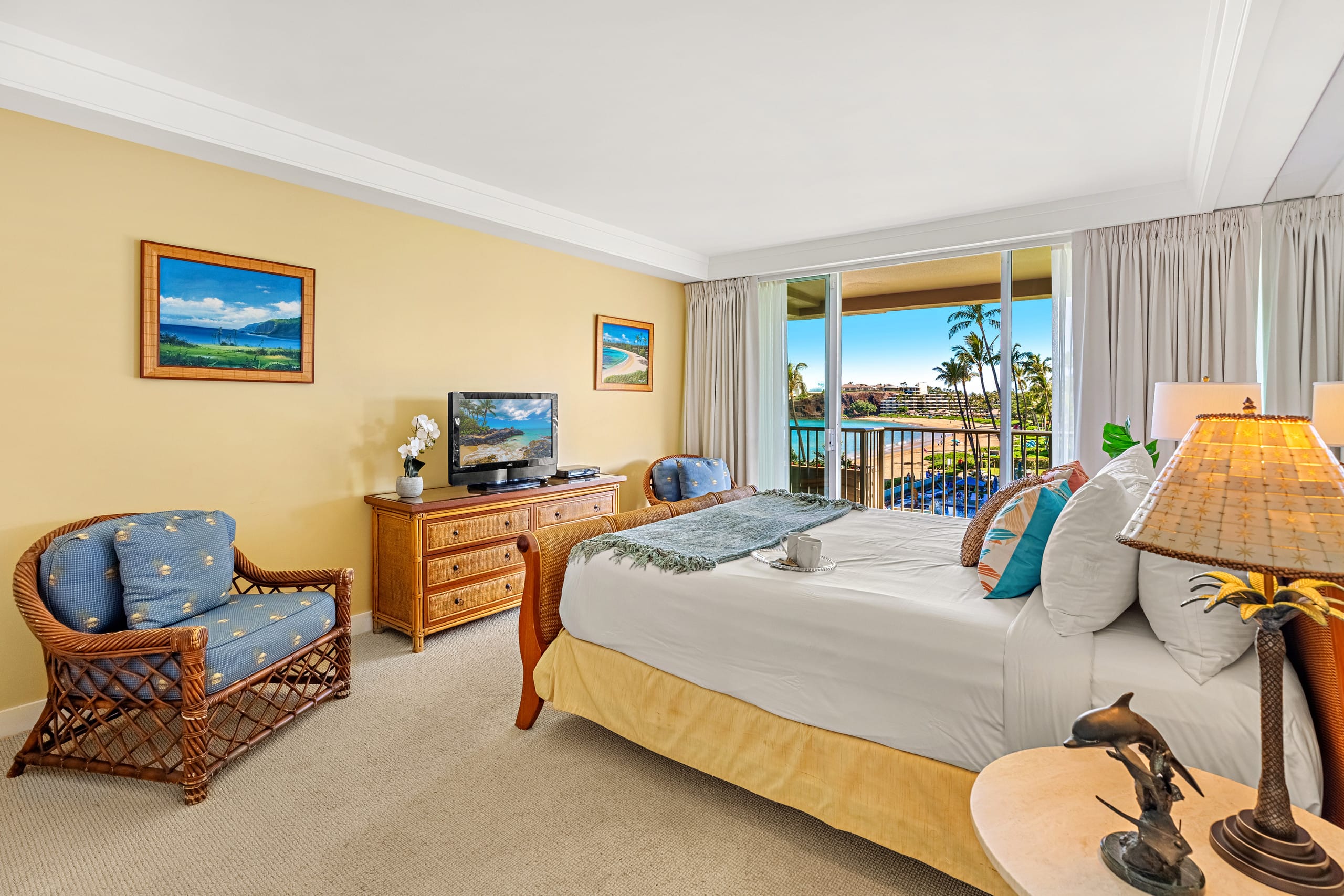 Condo in Lahaina · ★4.5 · 2 bedrooms · 2 beds · 2 baths - Image 15