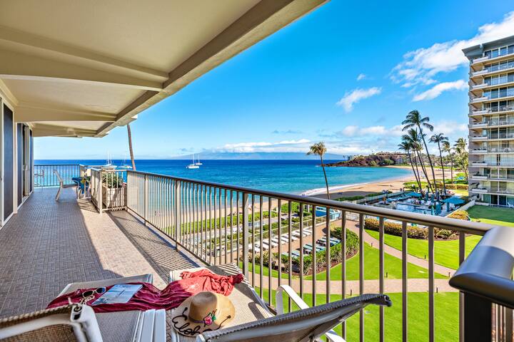 Ocean Frnt steps from beach, dining, shopping 452 gallery image 3