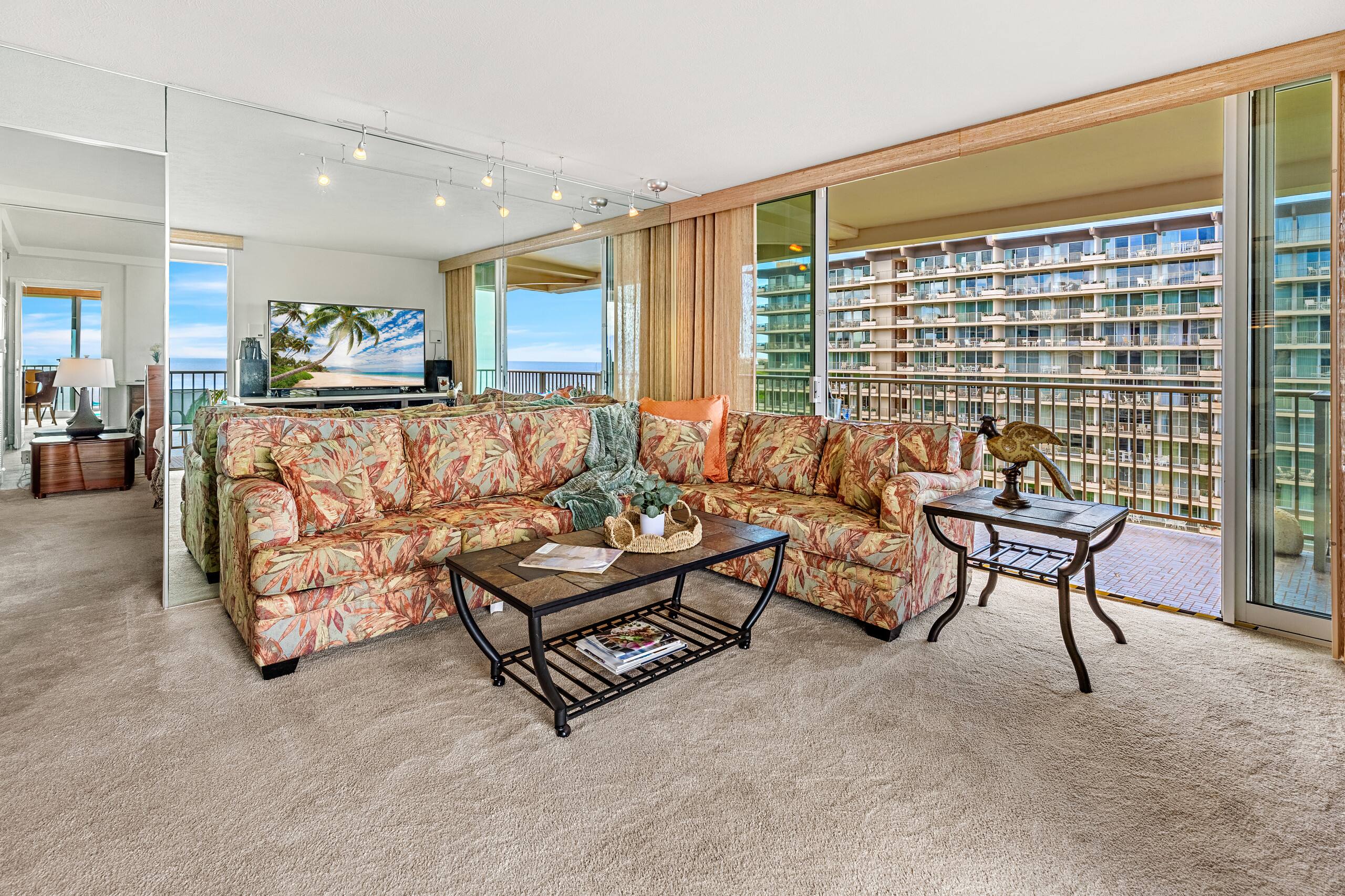 Condo in Lahaina · ★4.67 · 1 bedroom · 1 bed · 2 baths - Image 8