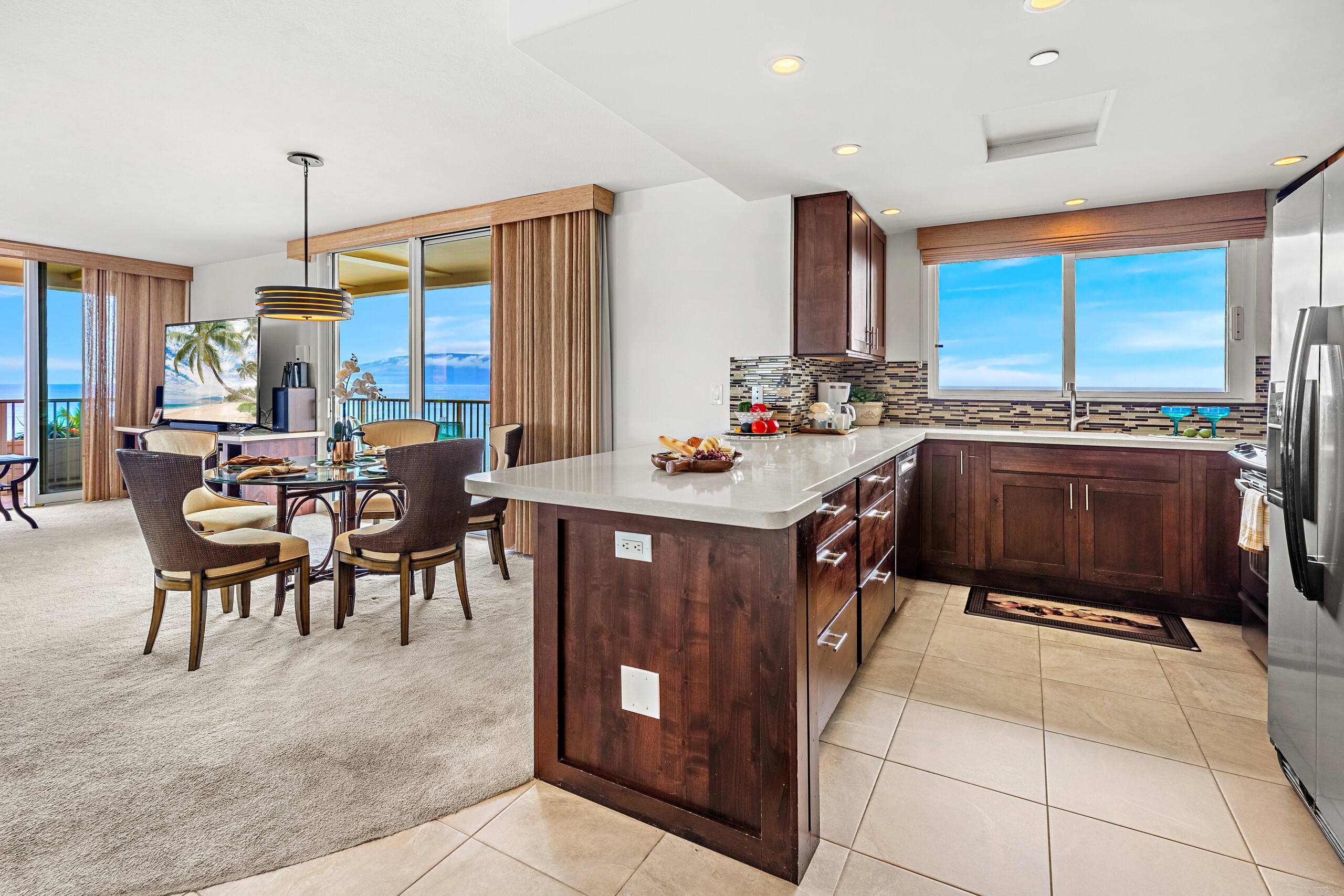 Condo in Lahaina · ★4.67 · 1 bedroom · 1 bed · 2 baths - Image 10