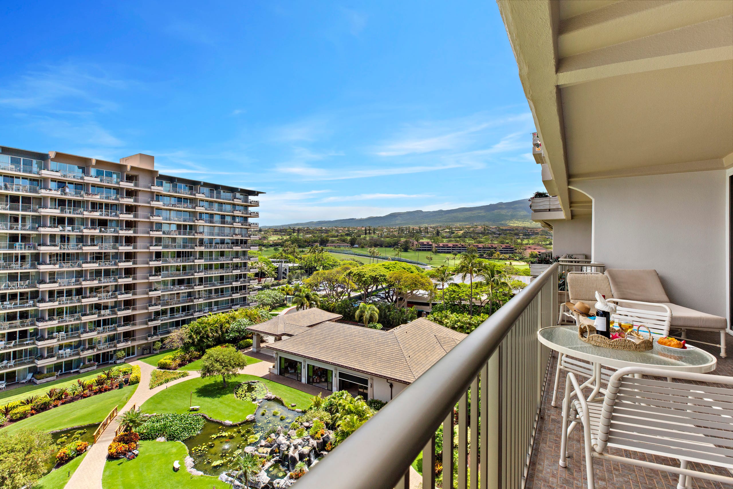 Condo in Lahaina · ★5.0 · 1 bedroom · 1 bed · 1 bath - Image 3