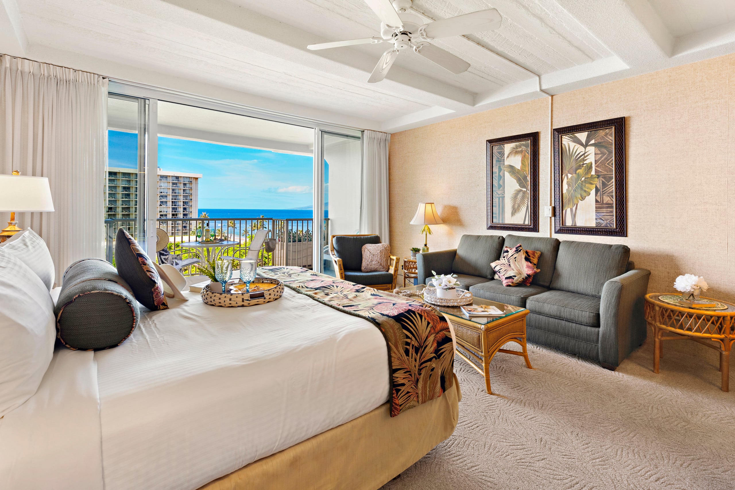 Condo in Lahaina · ★5.0 · Studio · 1 bath - Image 12