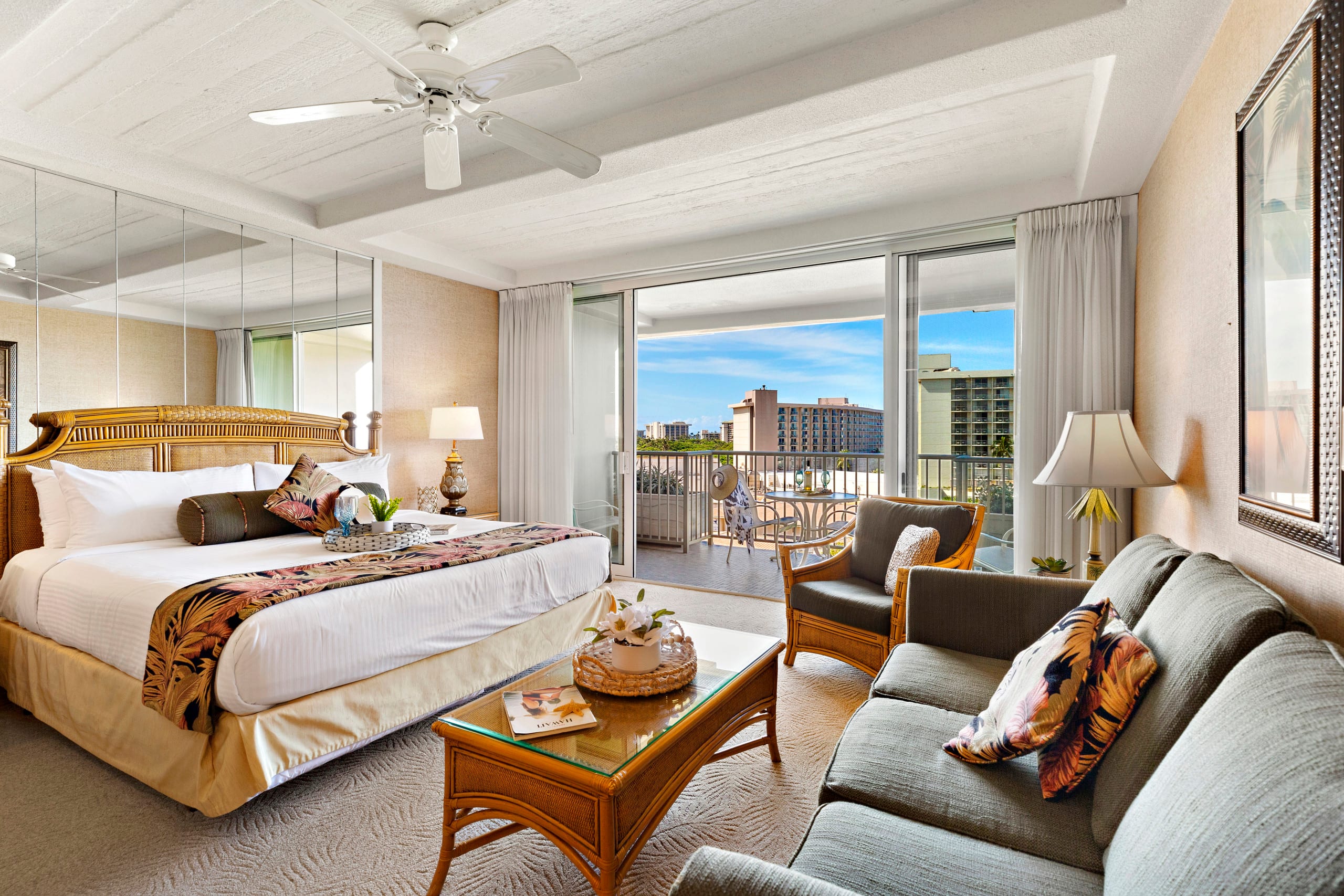 Condo in Lahaina · ★5.0 · Studio · 1 bath - Image 11