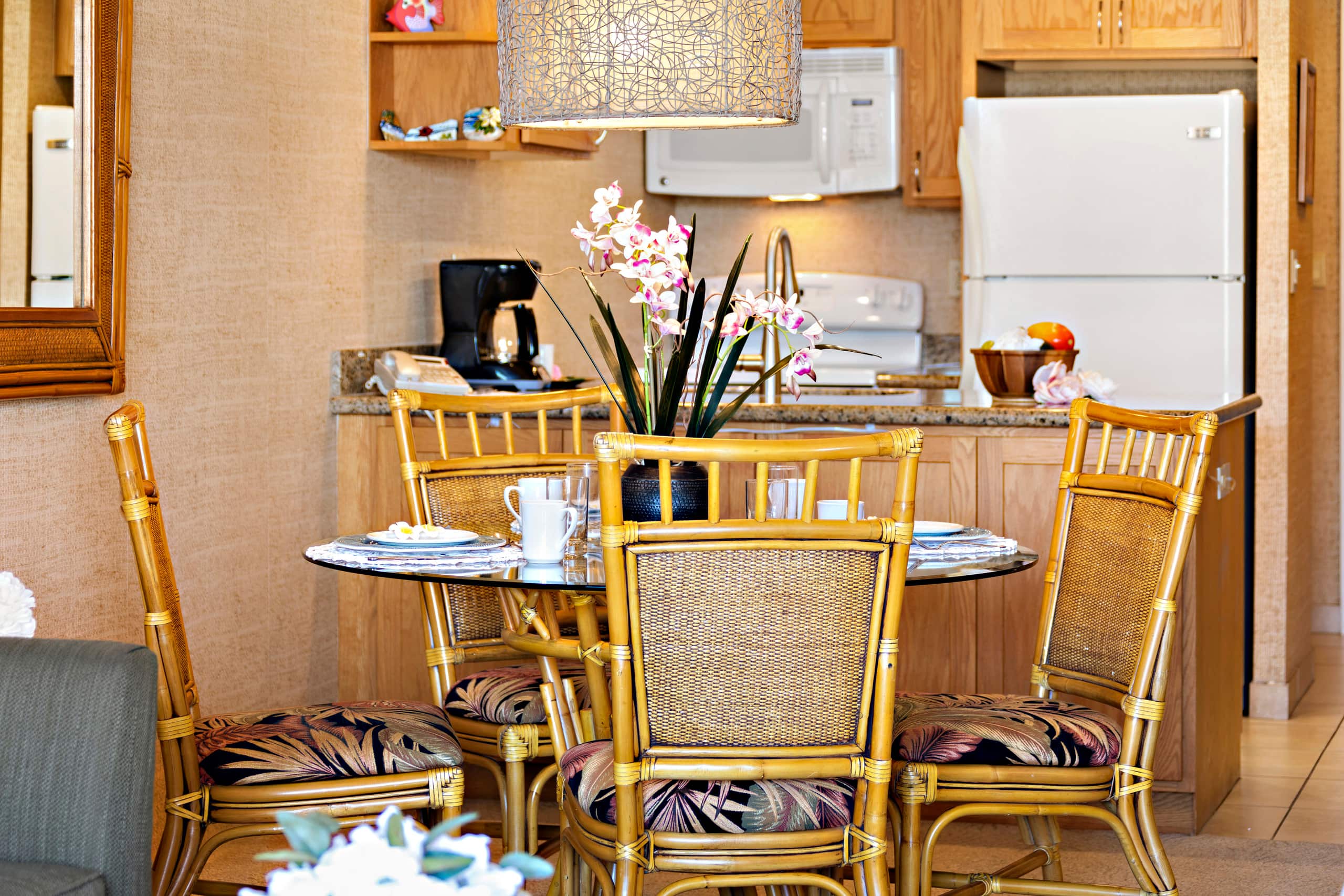 Condo in Lahaina · ★5.0 · Studio · 1 bath - Image 16