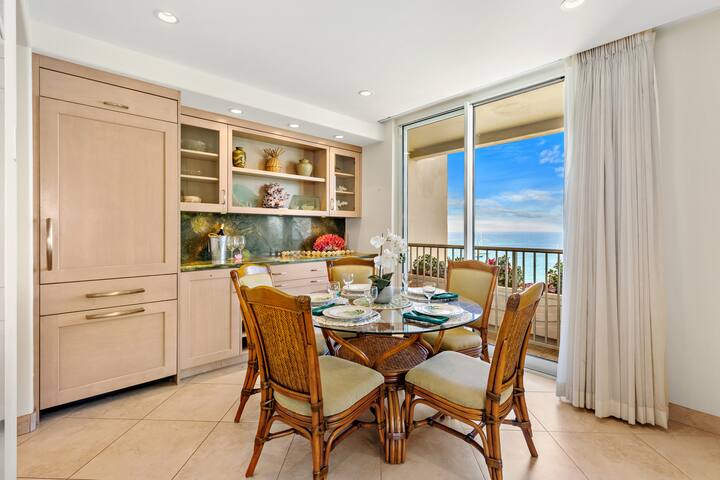 Ocean Frnt steps from beach, dining, shopping 952 gallery image 4