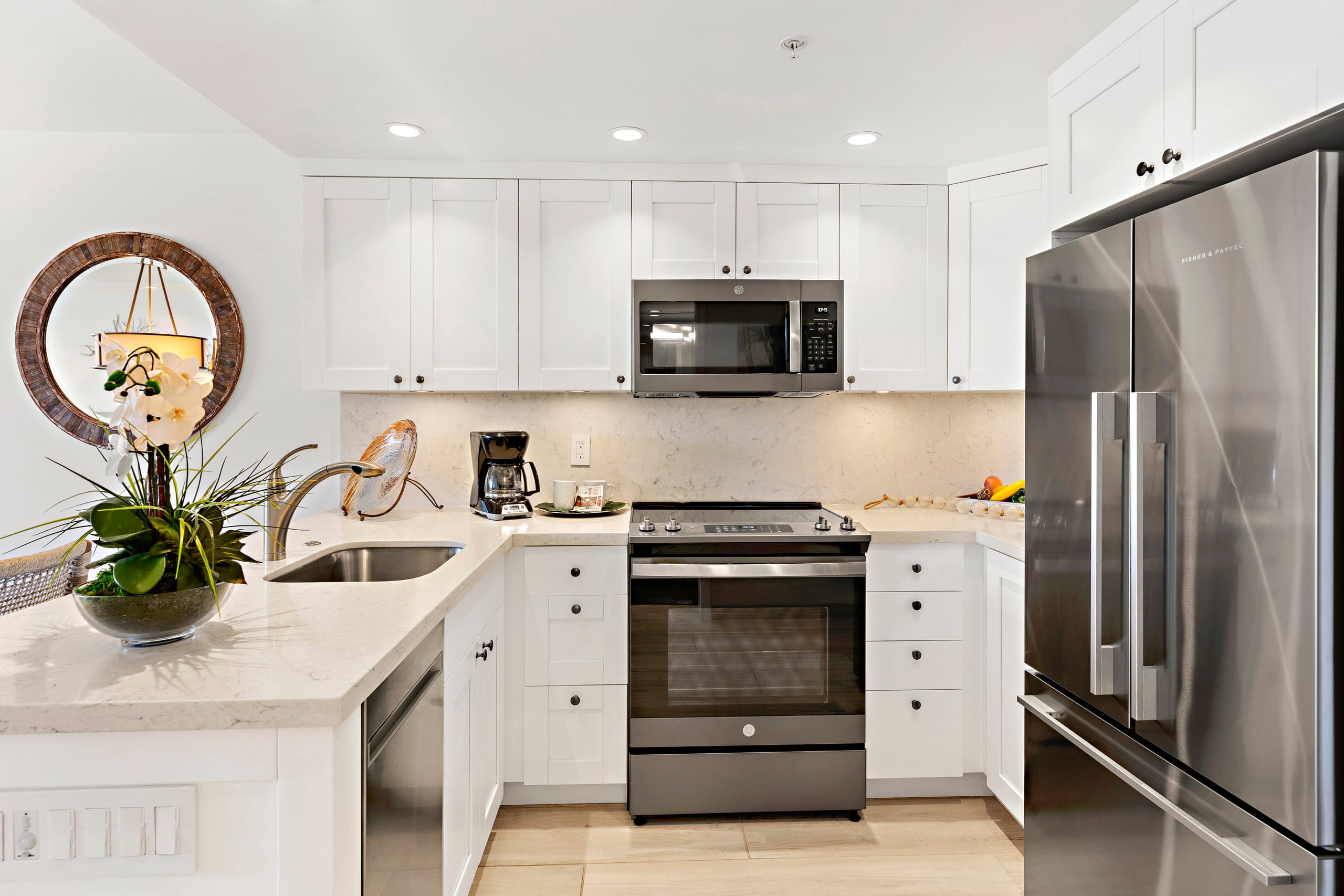 Condo in Lahaina · ★4.83 · Studio · 1 bed · 1 bath - Image 22