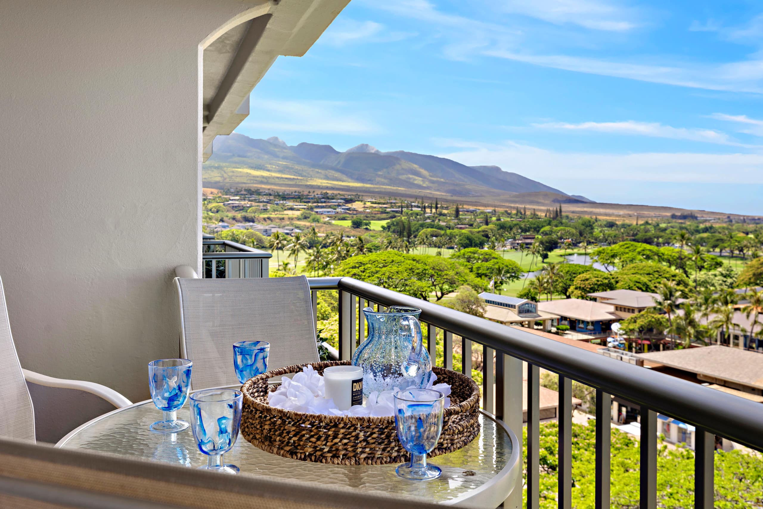 Condo in Lahaina · ★4.83 · Studio · 1 bed · 1 bath - Image 6