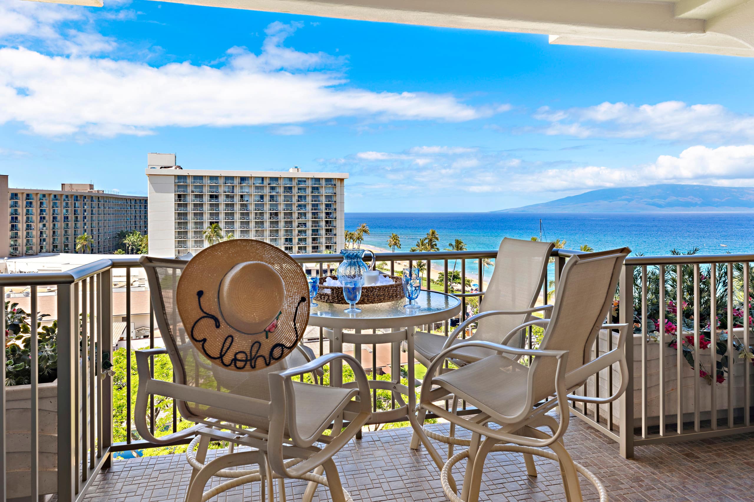 Condo in Lahaina · ★4.83 · Studio · 1 bed · 1 bath - Image 3