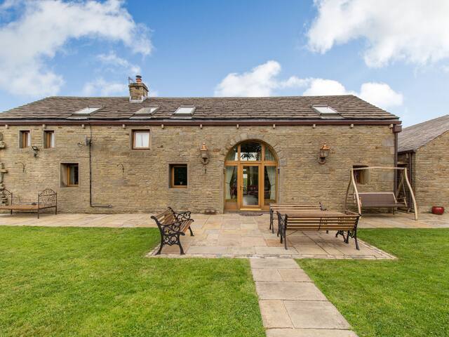 Rough Bank Barn gallery image 2