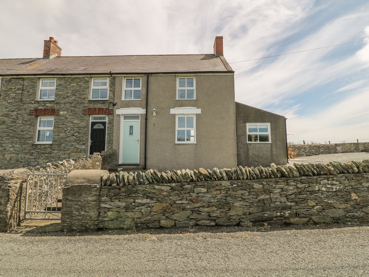 Glasfryn - Trearddur Bay