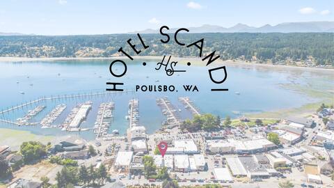 Book Hotel Scandi in Downtown Poulsbo - Sleeps 24!
