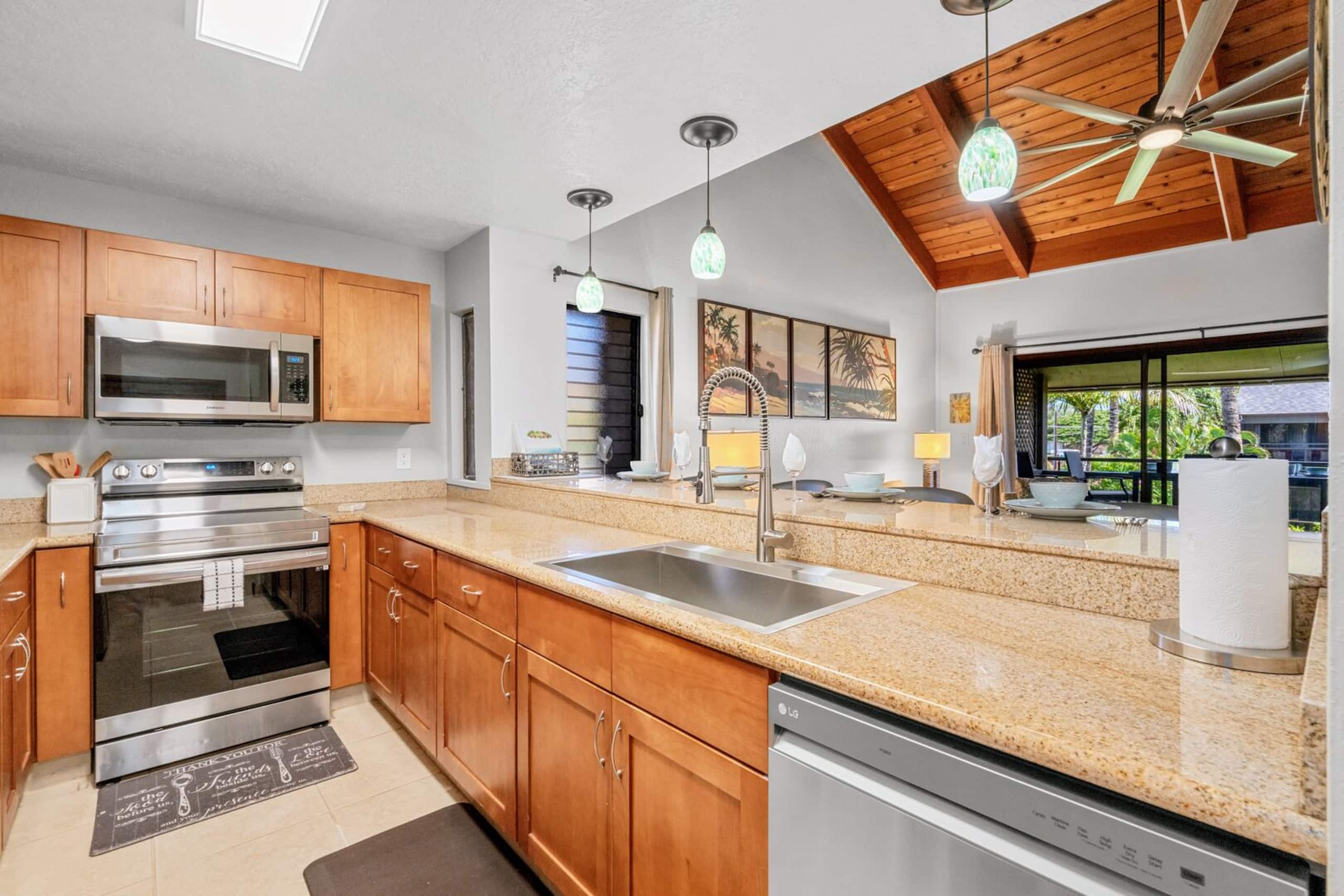 Condo in Kihei · ★4.67 · 2 bedrooms · 3 beds · 2 baths - Image 15