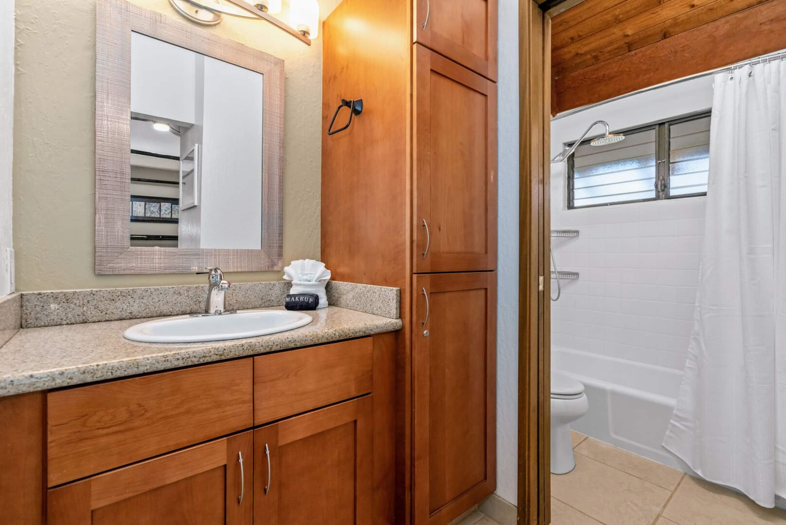 Condo in Kihei · ★4.67 · 2 bedrooms · 3 beds · 2 baths - Image 10