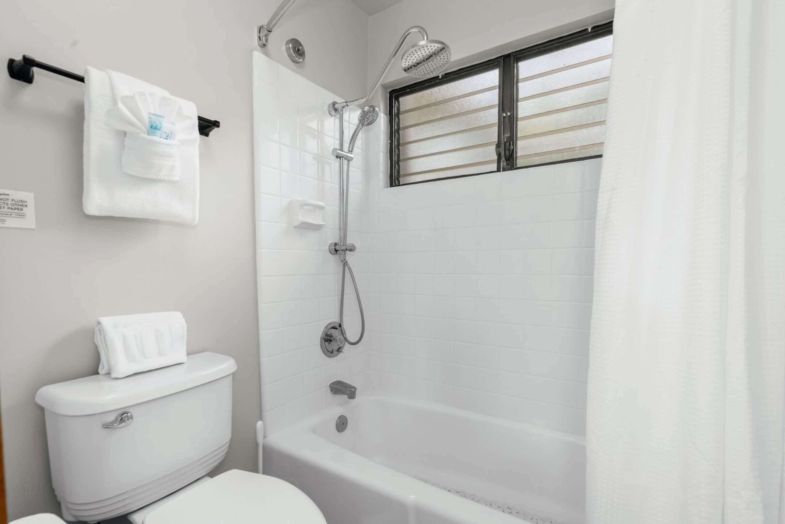 Condo in Kihei · ★4.67 · 2 bedrooms · 3 beds · 2 baths - Image 8