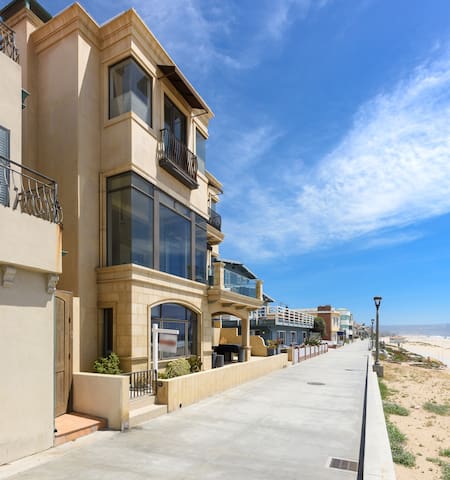 koolkondo Strand Oceanview Home in Manhattan Beach