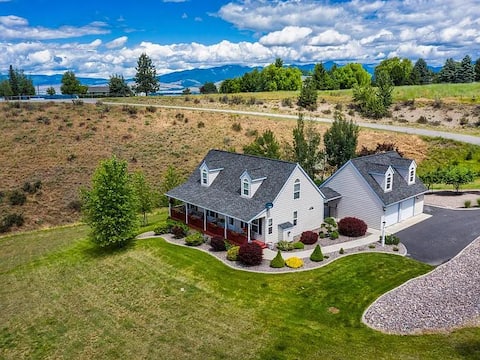 Popular Airbnb listing: Cozy Linda Vista home with great views in Missoula